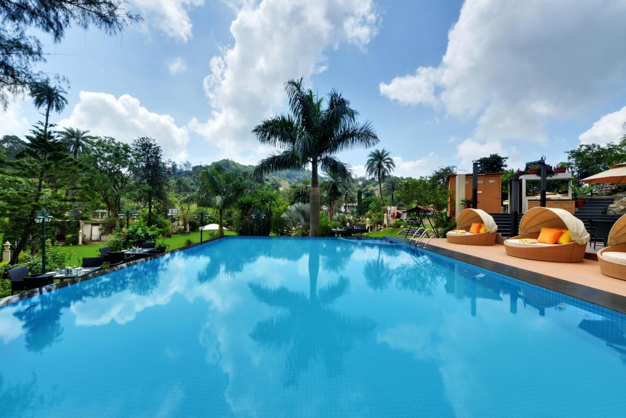 Chacha Inn The Garden Retreat Mount Abu Buitenkant foto