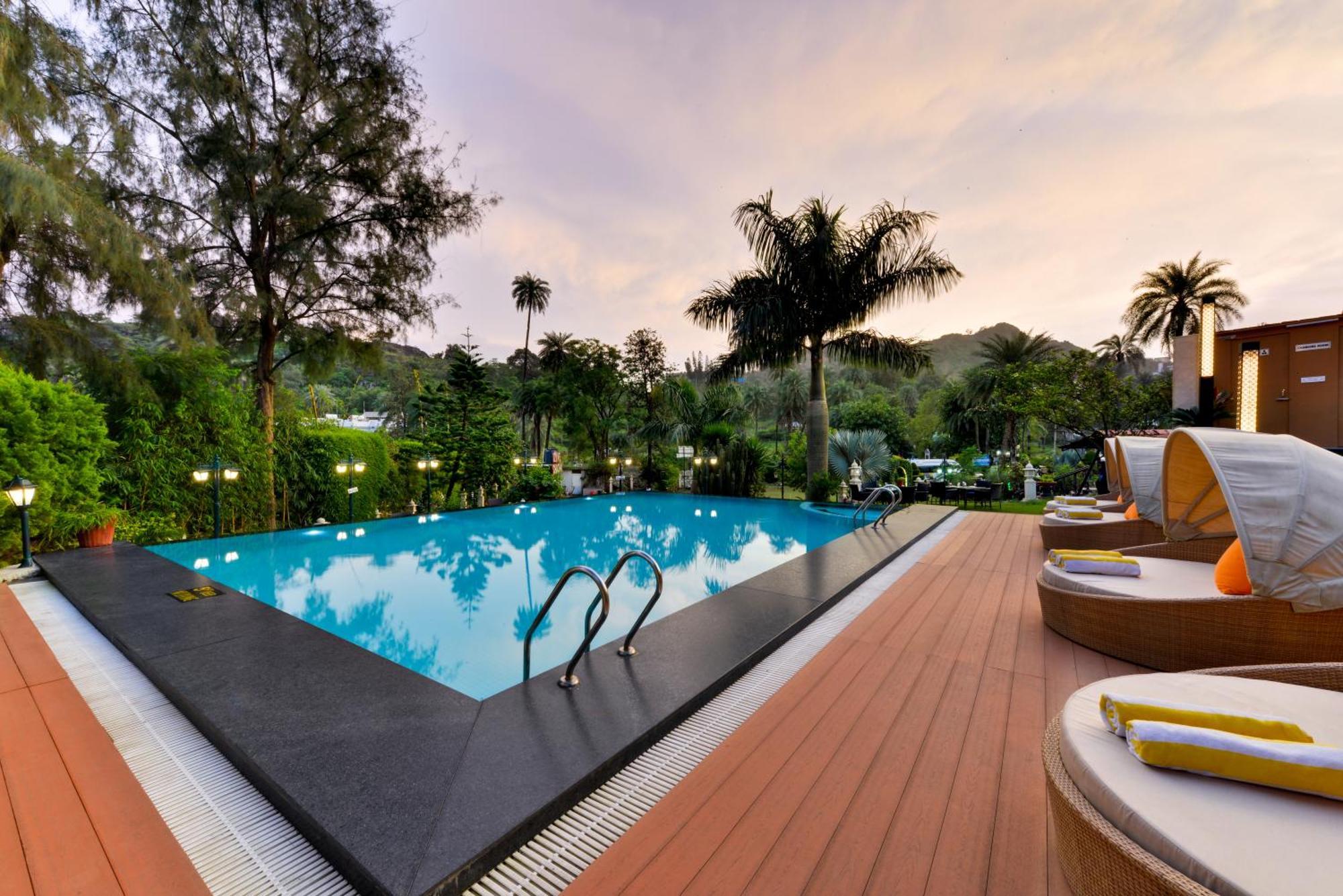 Chacha Inn The Garden Retreat Mount Abu Buitenkant foto
