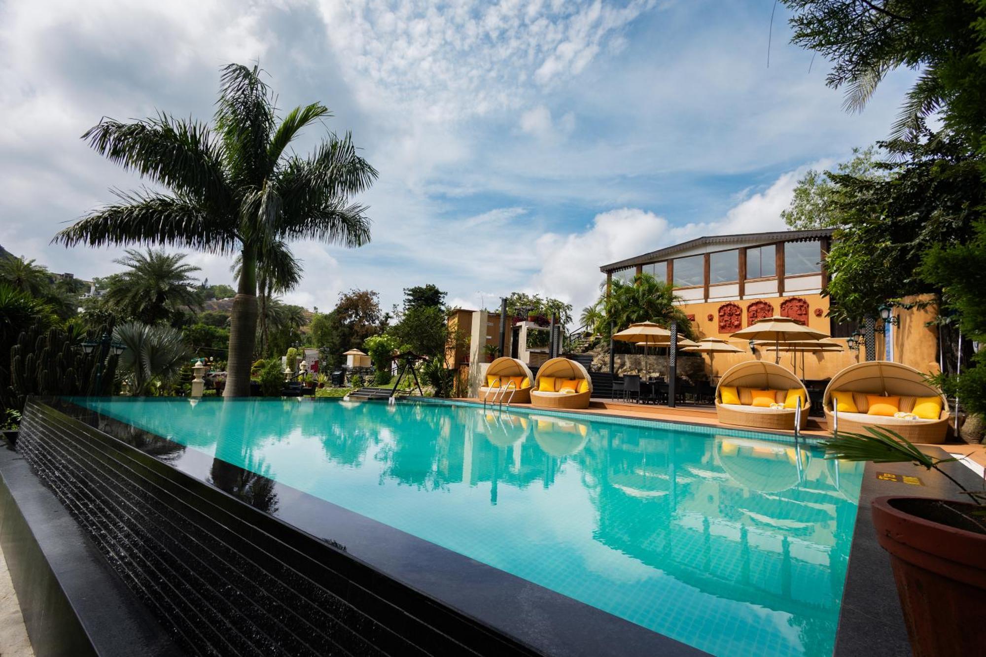 Chacha Inn The Garden Retreat Mount Abu Buitenkant foto